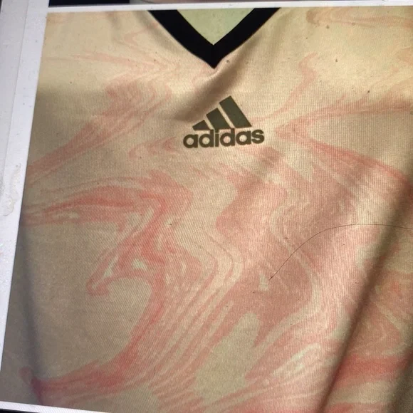 Adidas workout Athletic top size Large - Picture 2 of 5